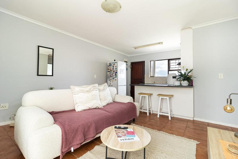 2 Bedroom Property for Sale in Vredekloof East Western Cape